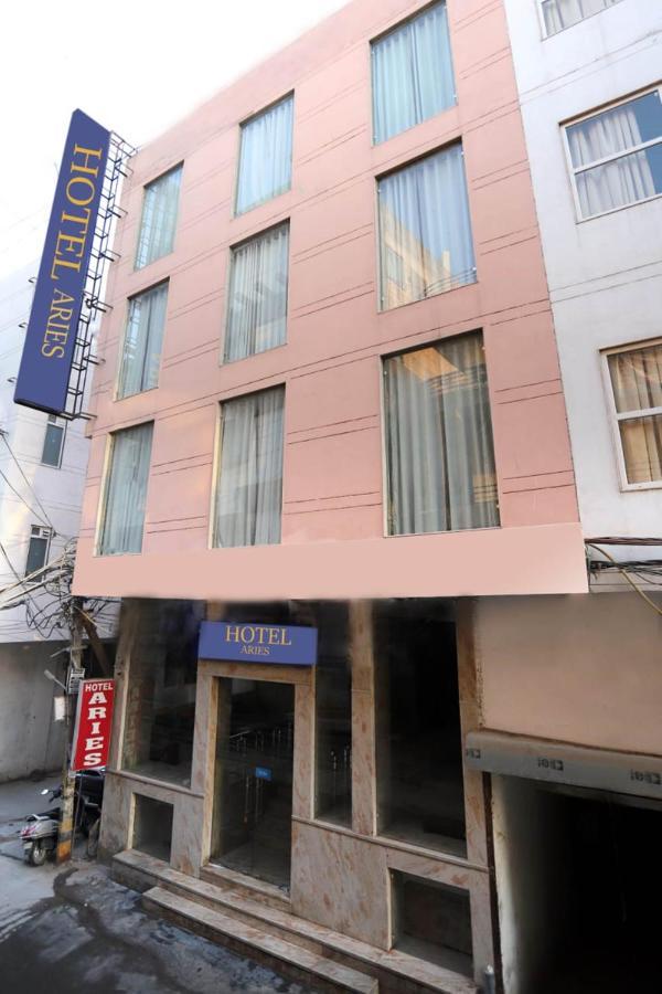 Hotel Aries 新德里 外观 照片