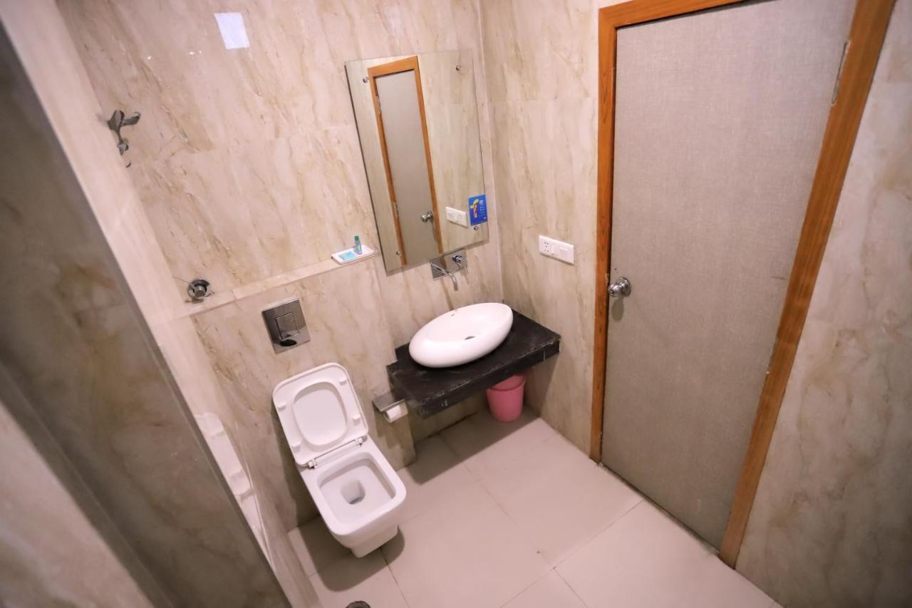 Hotel Aries 新德里 外观 照片