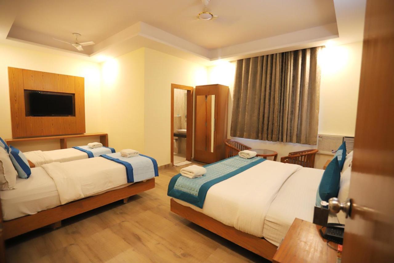 Hotel Aries 新德里 外观 照片