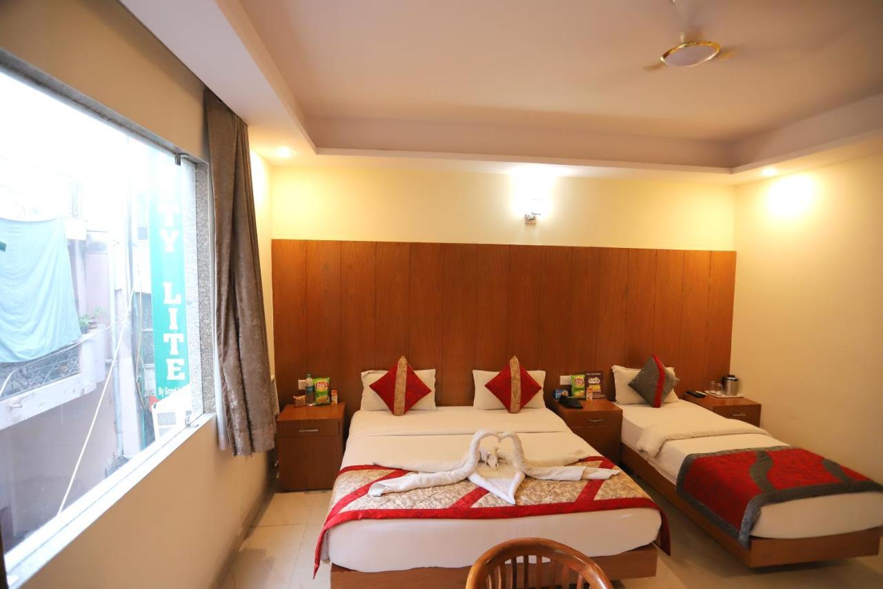Hotel Aries 新德里 外观 照片