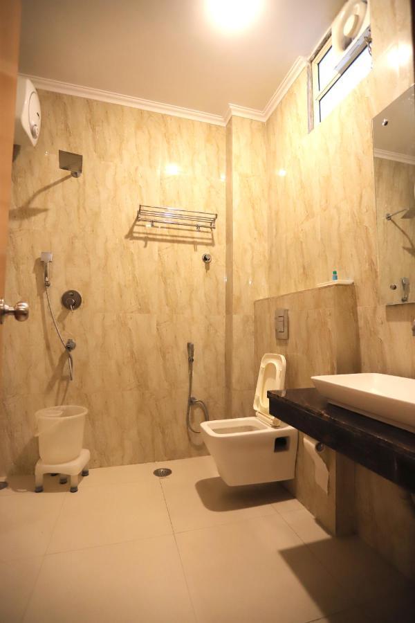 Hotel Aries 新德里 外观 照片