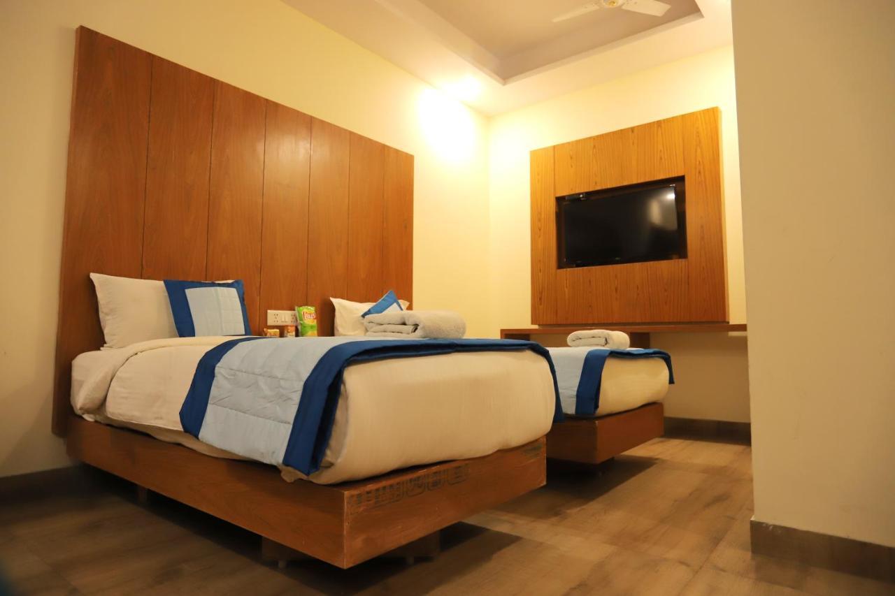 Hotel Aries 新德里 外观 照片